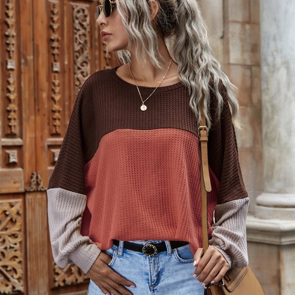 oversized color block knit waffle long sleEVE top - Picture 7 of 11